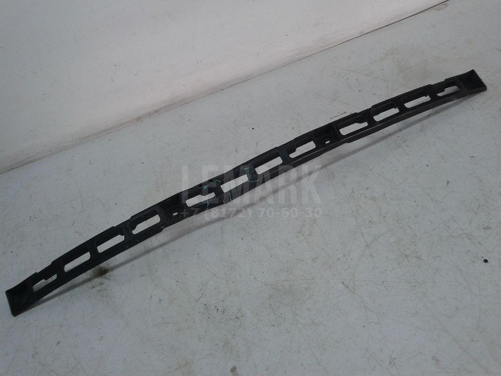 Направляющая заднего бампера 6R6807863A VAG