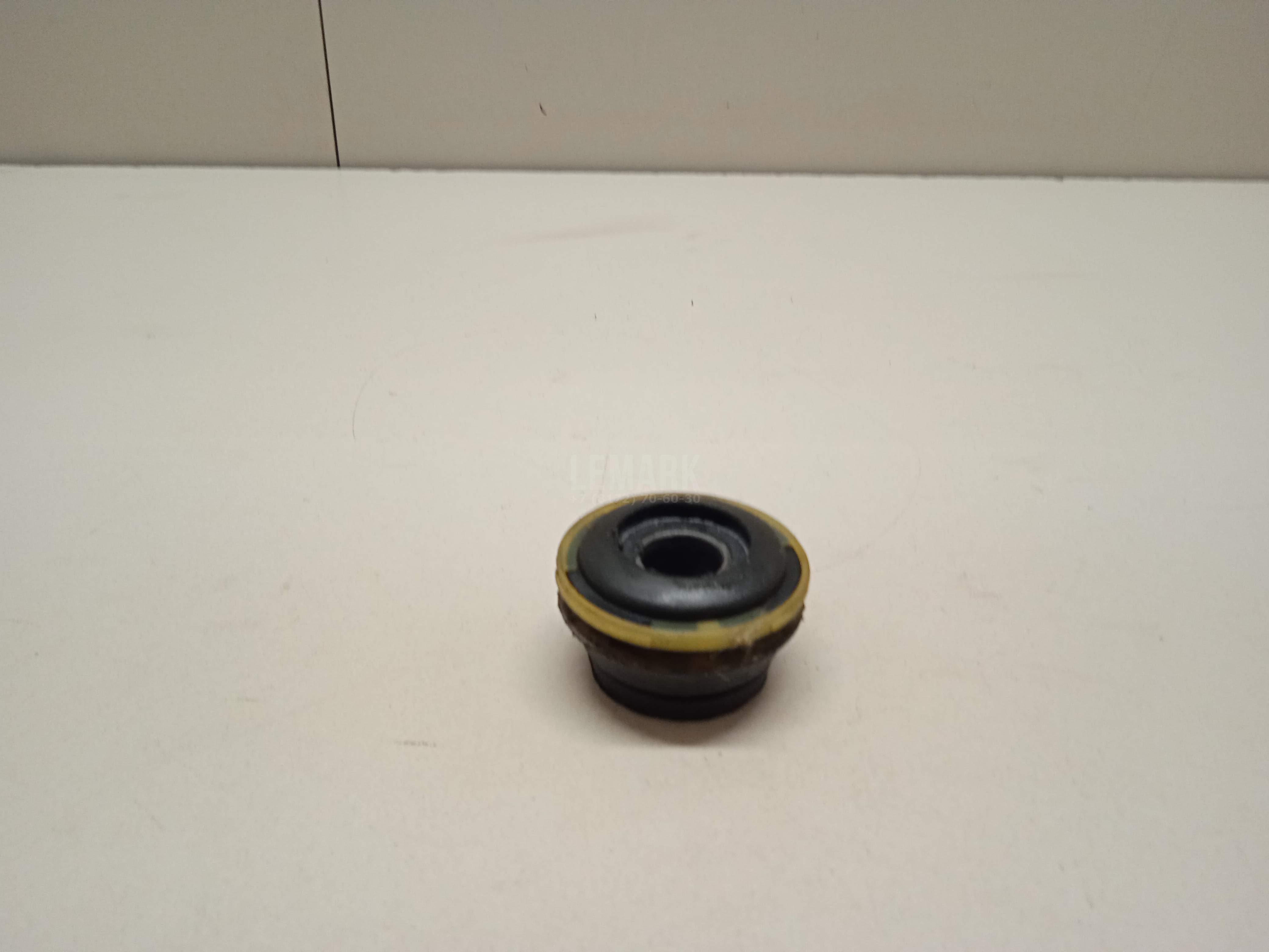 Подушка радиатора 7L0121275 VAG