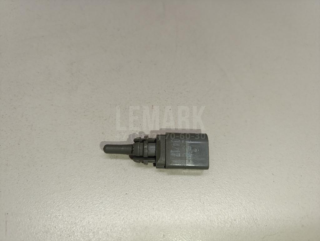 Датчик температуры воздуха 8Z0820535A VAG