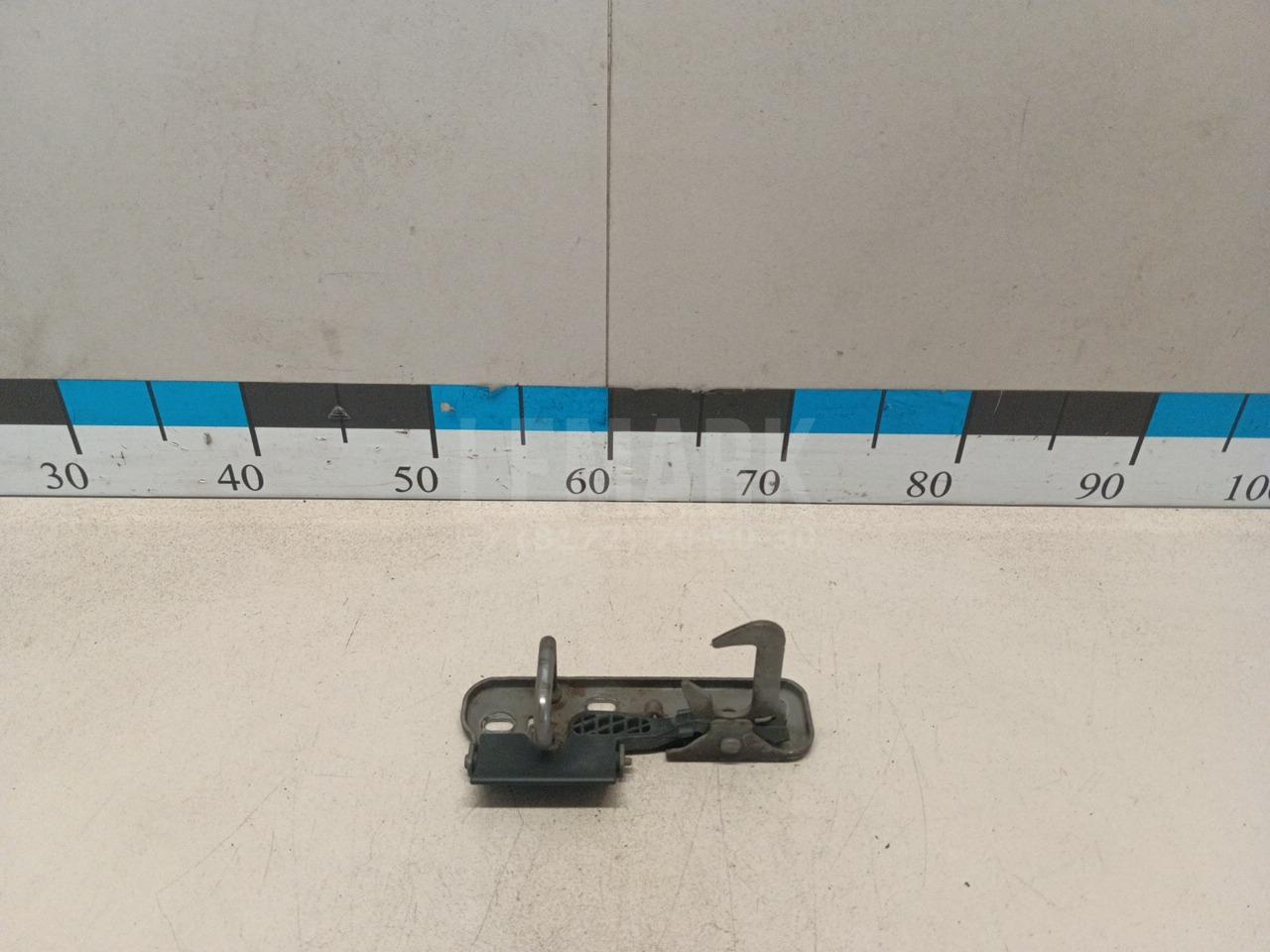 Крючок капота 1K0823480 VAG