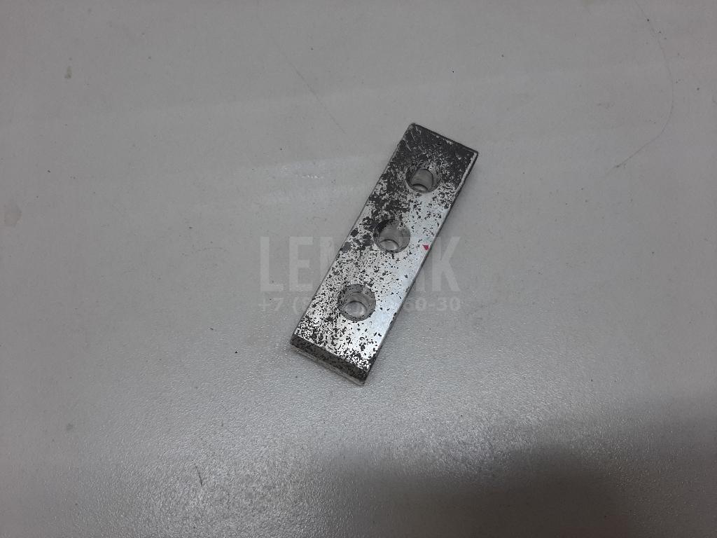 Соединитель металлический