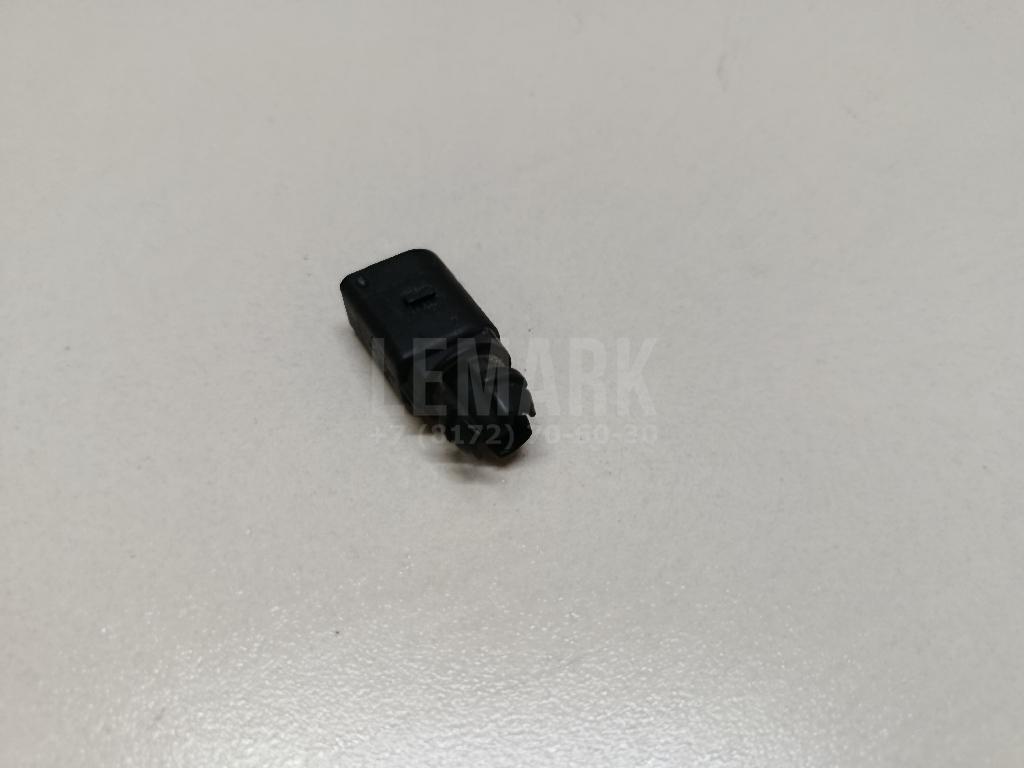 Датчик температуры воздуха 8Z0820535 VAG