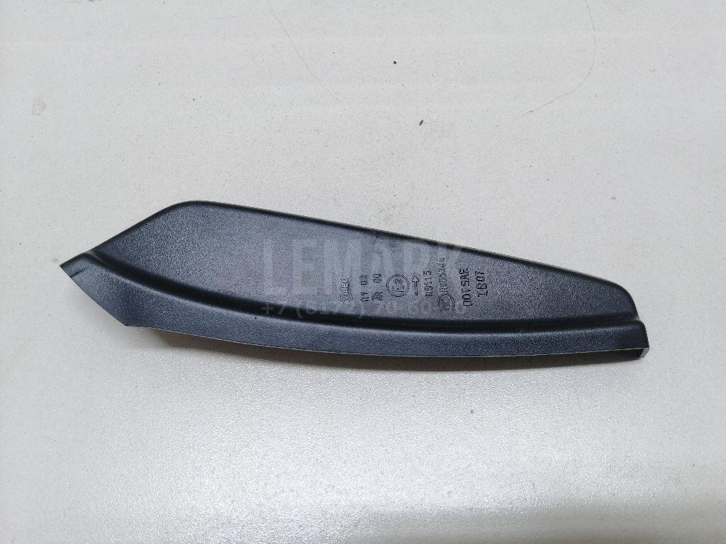 Щиток фонаря 7P69453129B9 VAG