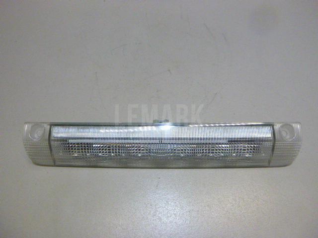 Фонарь задний (стоп сигнал) 815700T010 Toyota