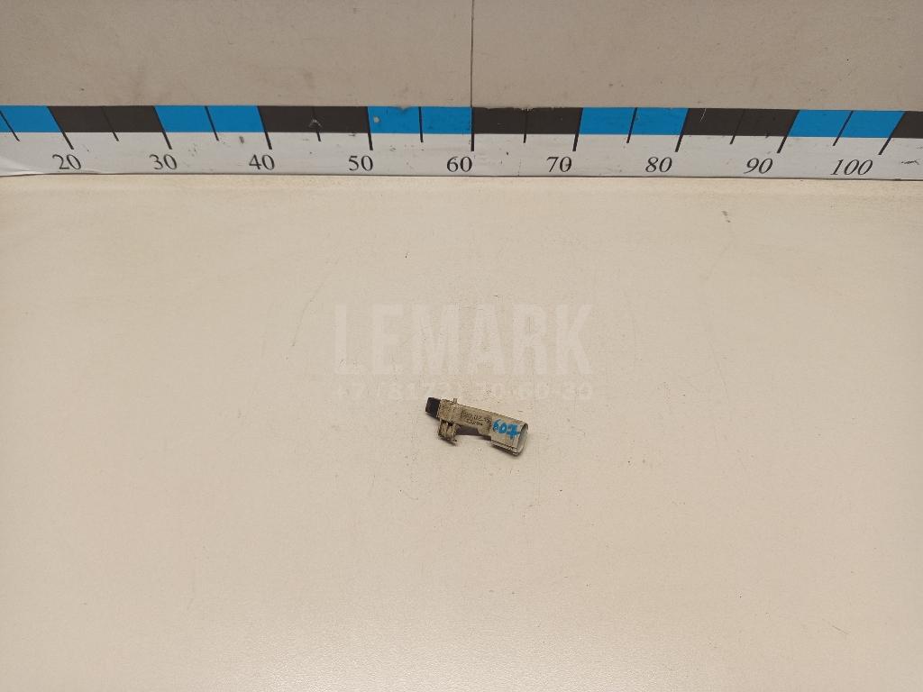 Датчик положения коленвала 03C906433E VAG