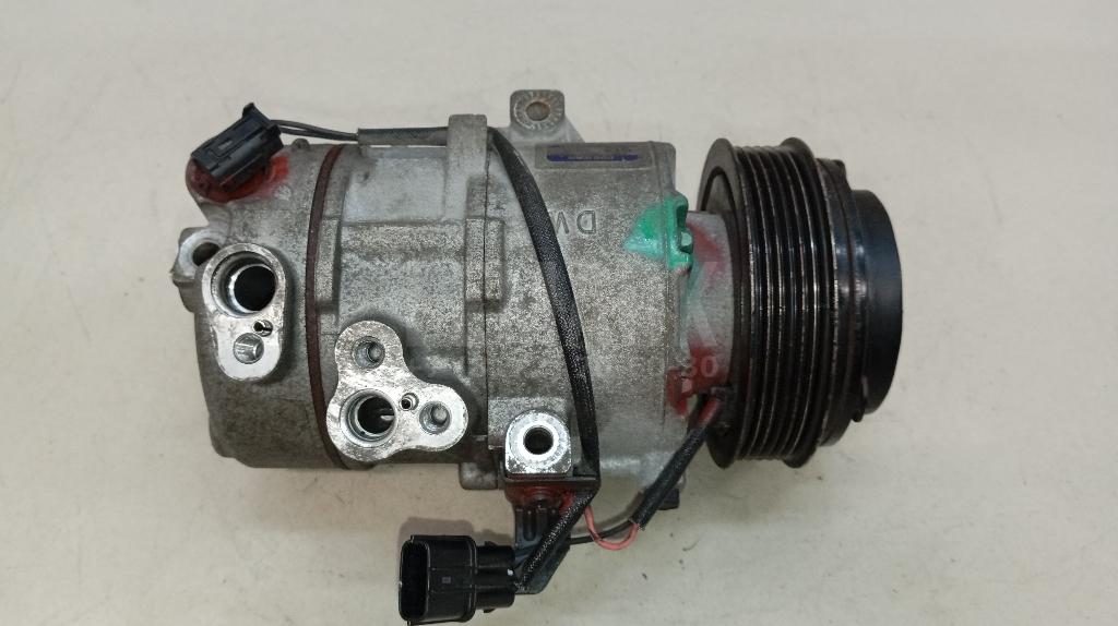 Компрессор кондиционера 977012S601 Hyundai-Kia