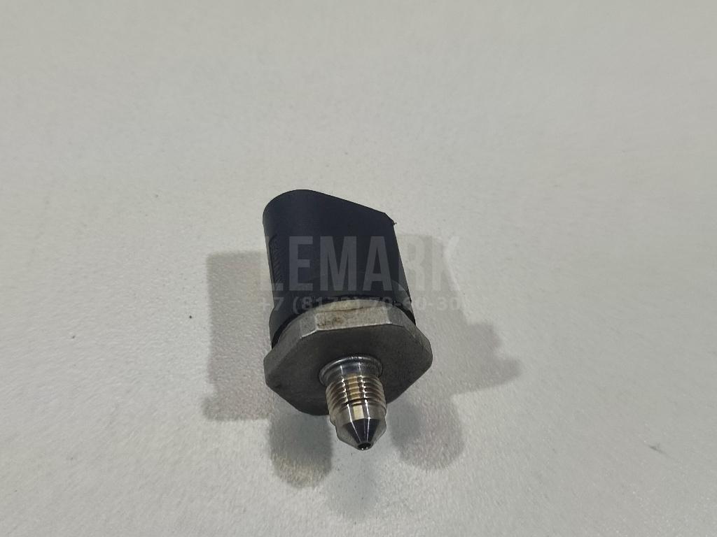 Датчик давления топлива 06J906051C VAG