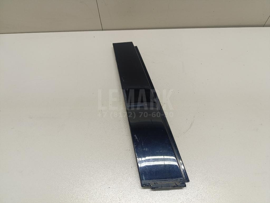 Накладка двери задней правой 5N0839902A03C VAG