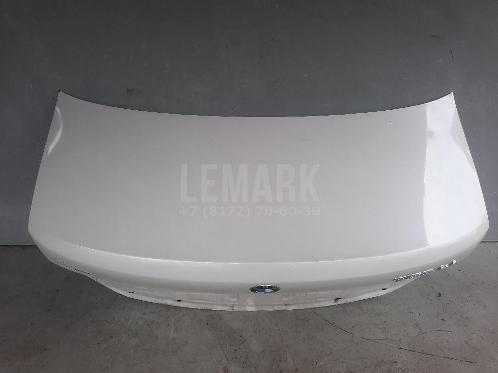 Крышка багажника для  Cadillac Escalade III 2006-2014