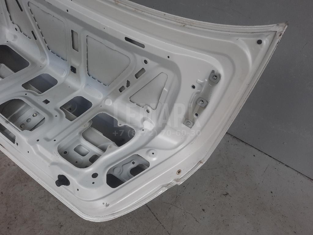 Крышка багажника для  Cadillac Escalade III 2006-2014