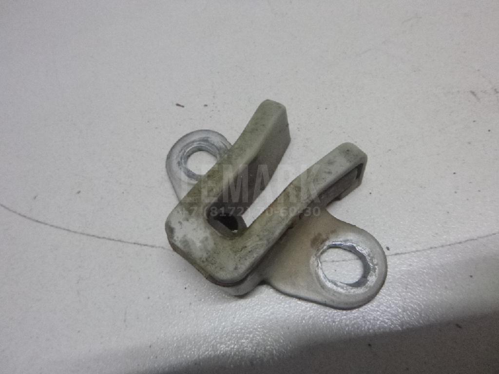 Ответная часть замка багажника 6940360011 Toyota
