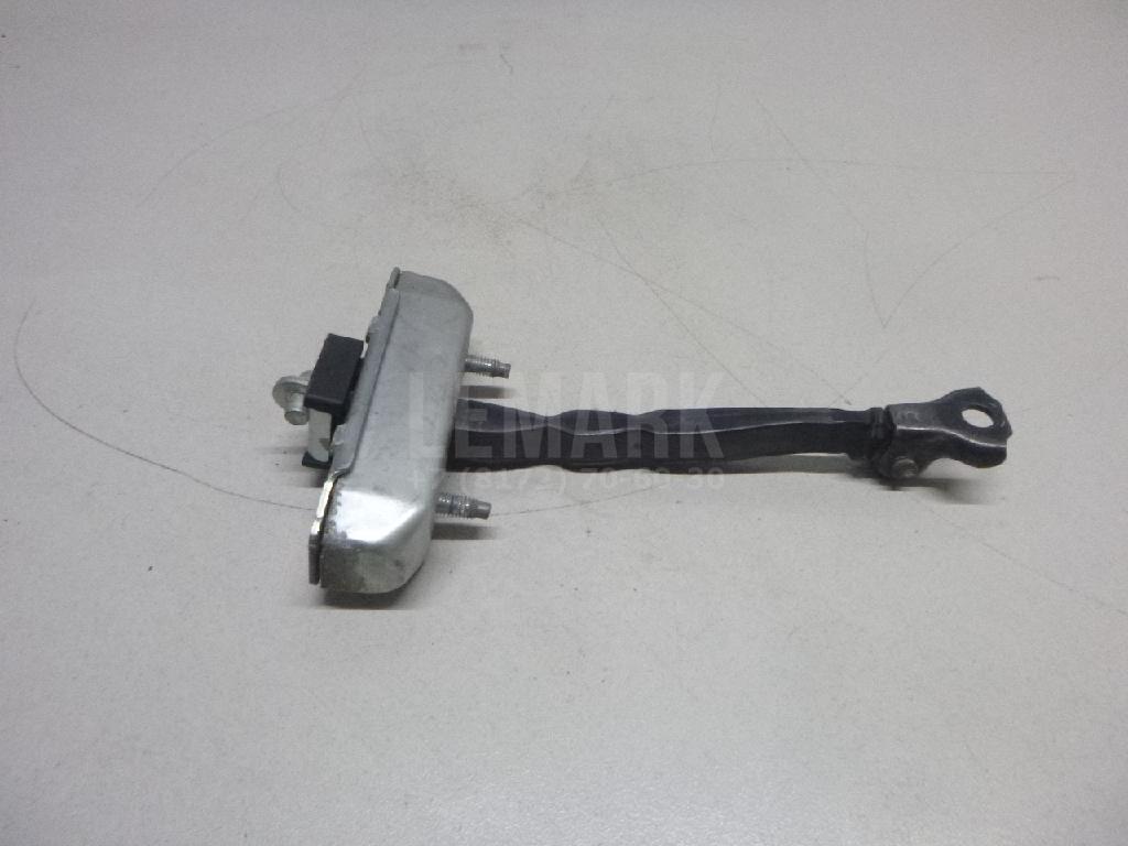 Ограничитель двери 686500R020 Toyota