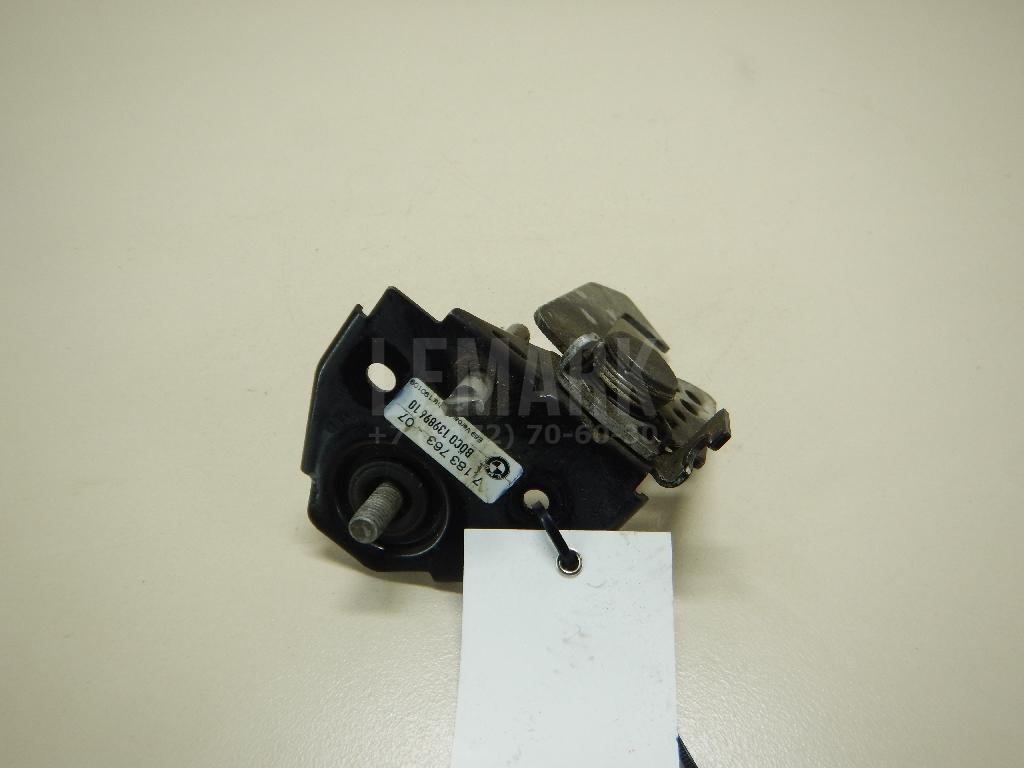 Крючок капота для  BAW M7 2022