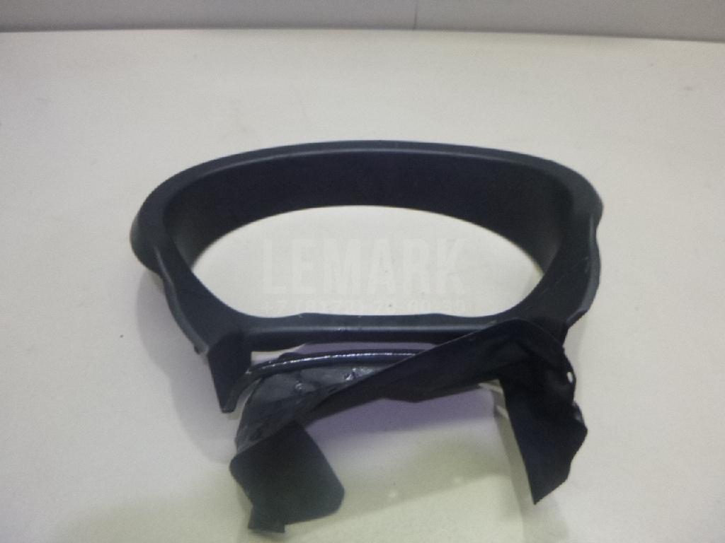Накладка (кузов внутри) 68240JG41A Nissan