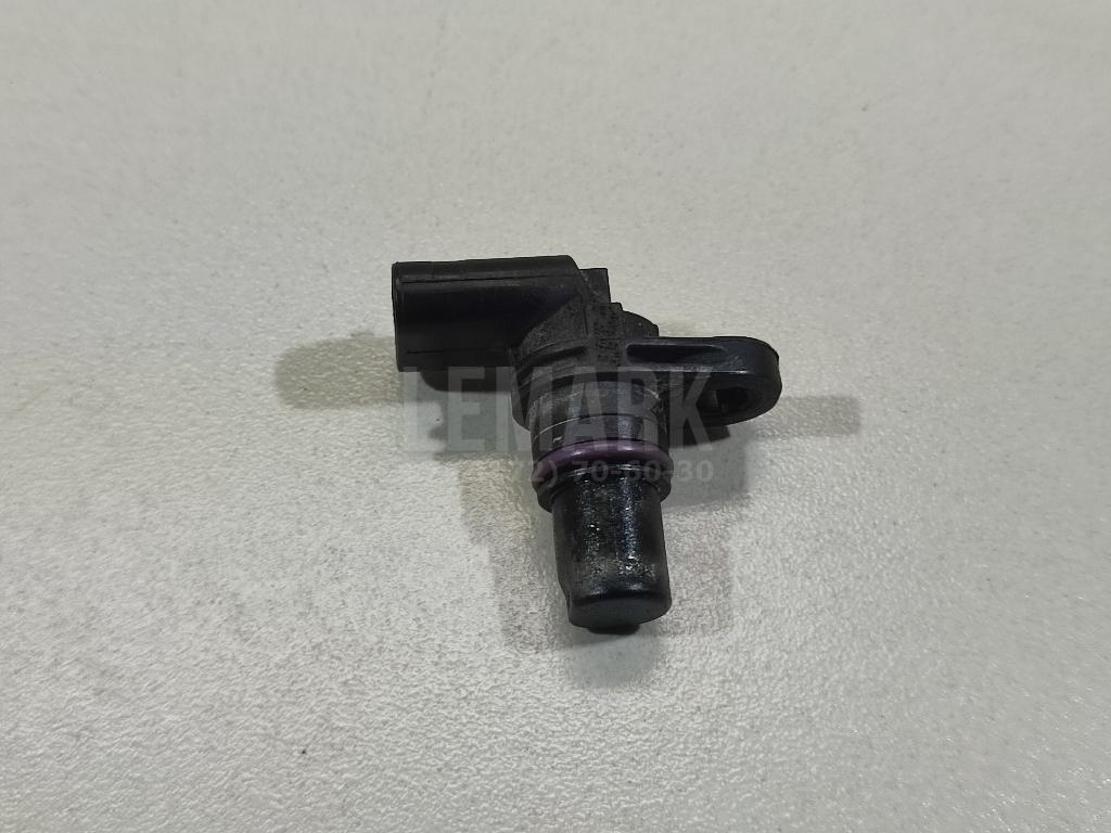 Датчик положения распредвала 04C907601 VAG