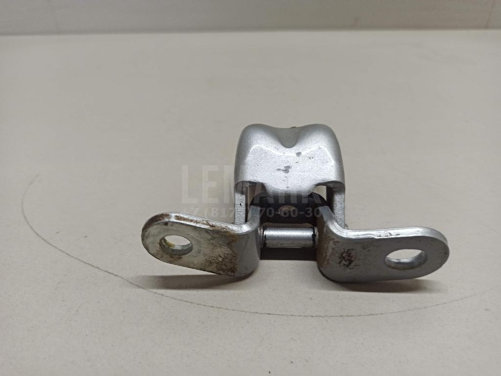 Петля двери 793102E000 Hyundai-Kia