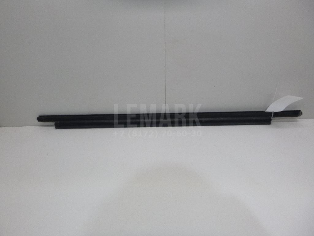 Накладка стекла заднего левого для  BMW 1-serie F20/F21 2011-2019