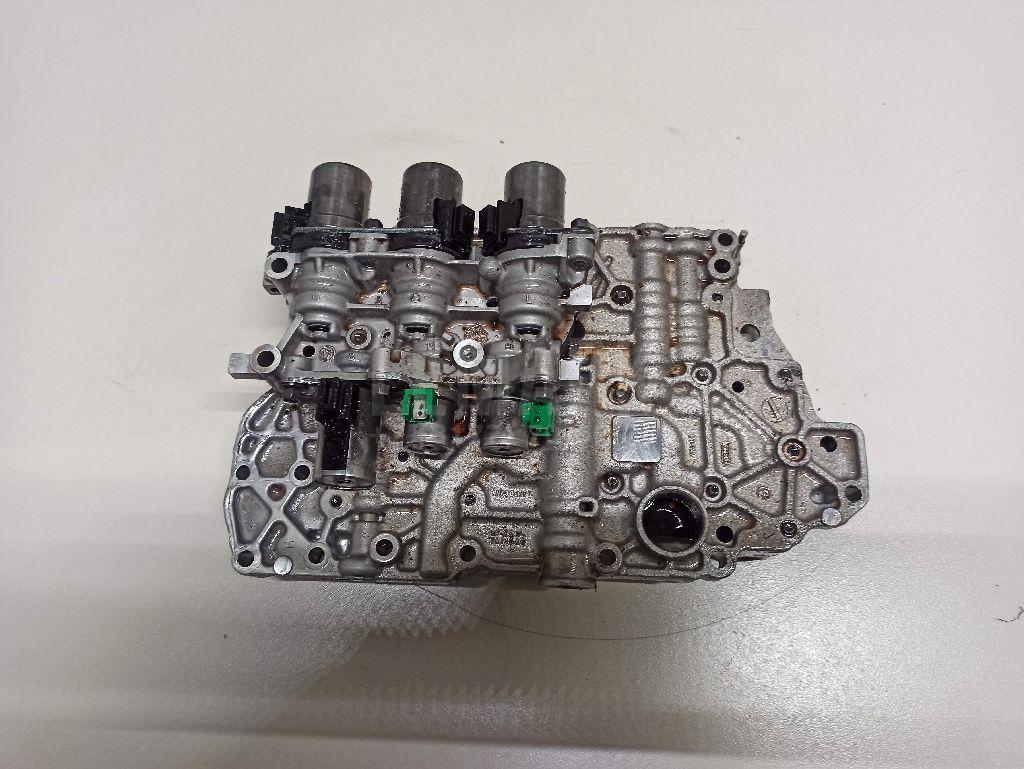 Блок клапанов 4775556 Ford