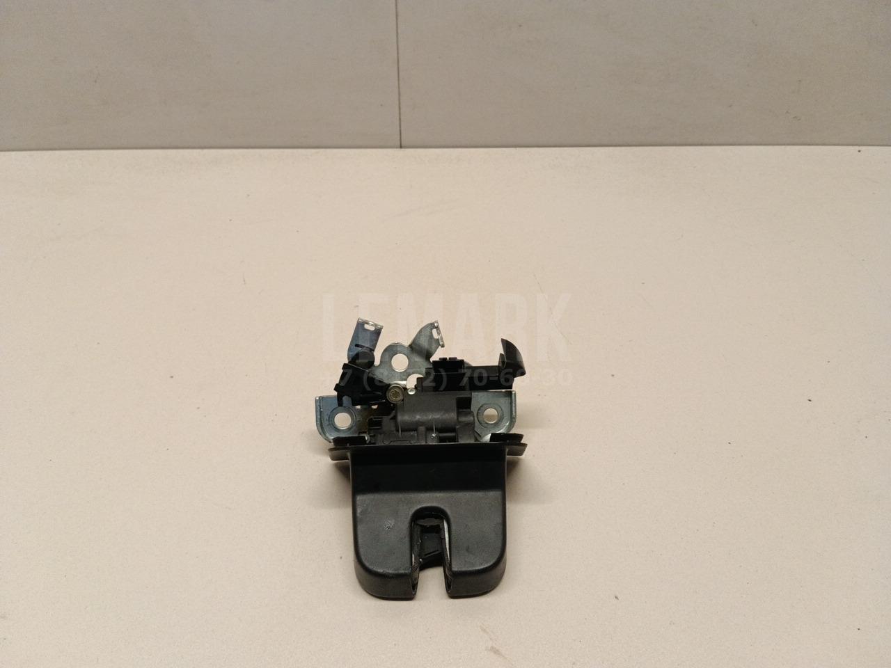 Замок багажника 5C6827505D VAG