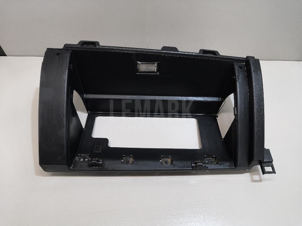 Накладка (кузов внутри) 847602P200VA Hyundai-Kia