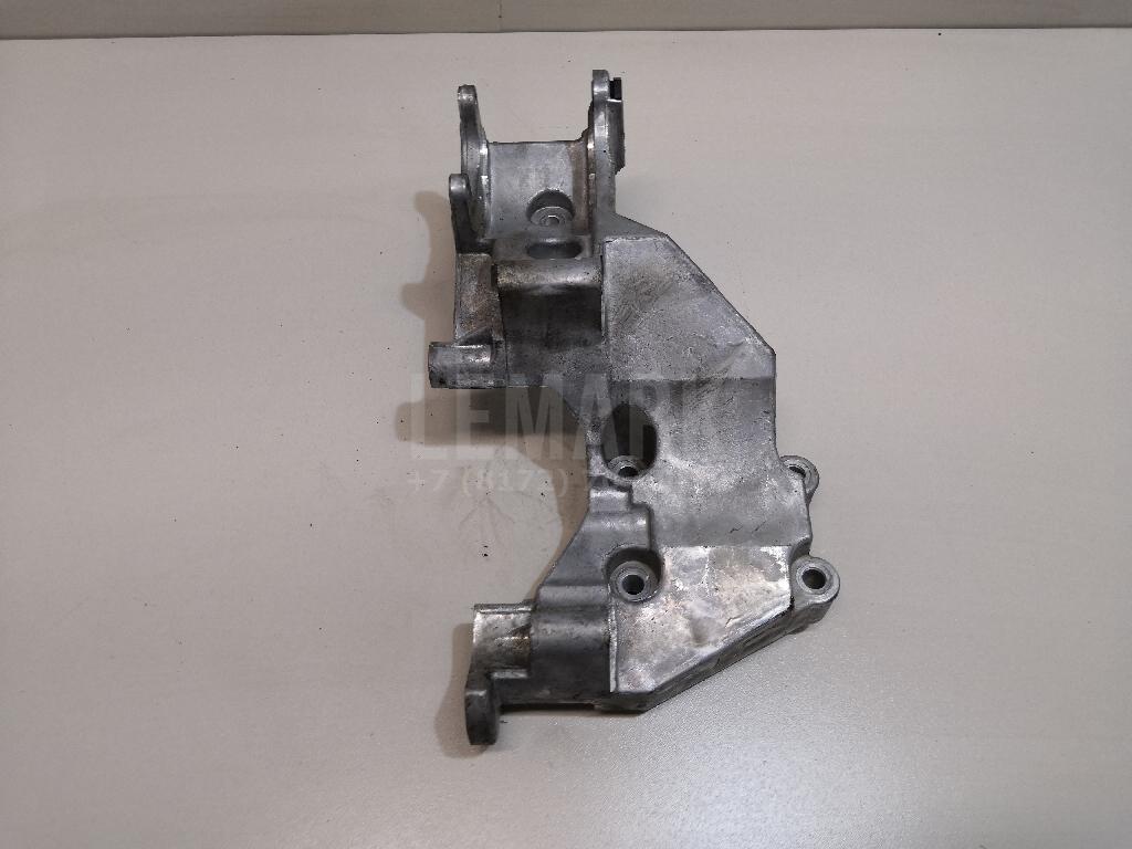 Кронштейн кондиционера 252852F000 Hyundai-Kia