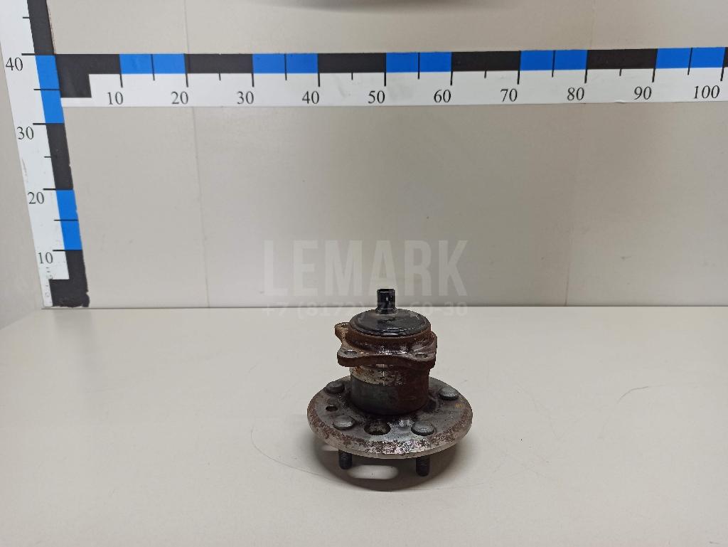 Ступица задняя 4245048011 Toyota