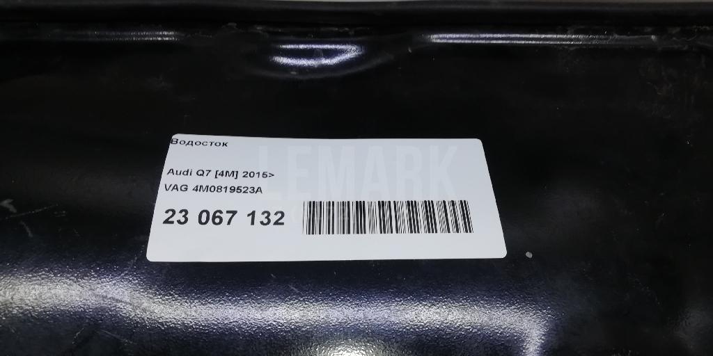 Водосток для  Cadillac BLS 2006-2010