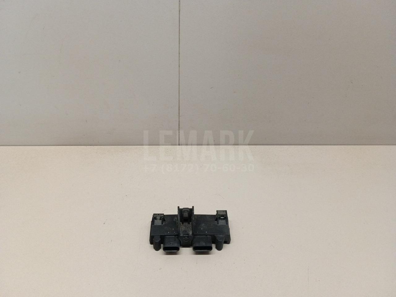 Блок открывания багажника 3AA962243 VAG