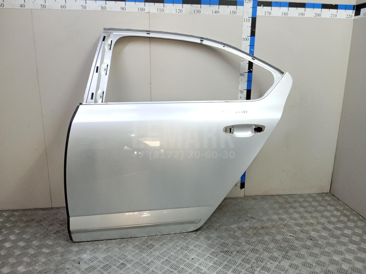 Дверь задняя левая 5ED833051A VAG