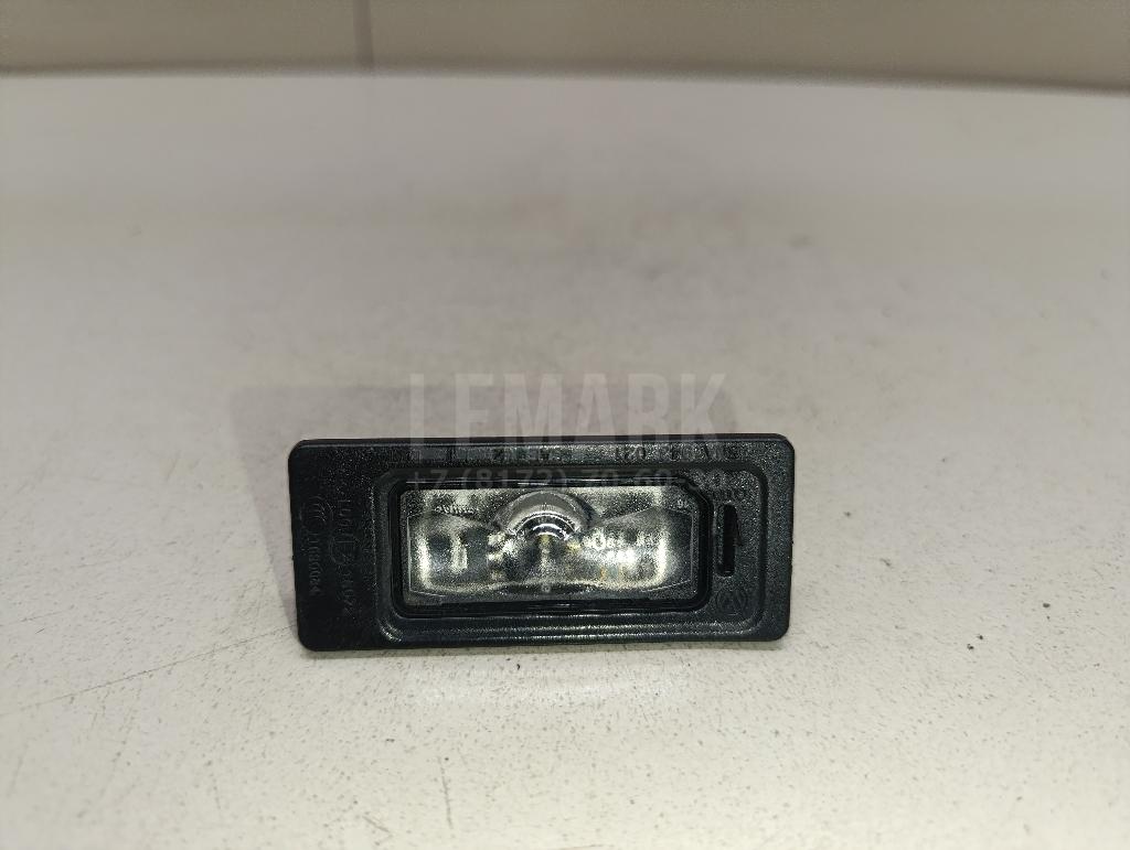 Фонарь подсветки номера 5NA943021 VAG