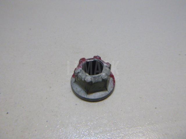 Гайка 40262JA000 Nissan