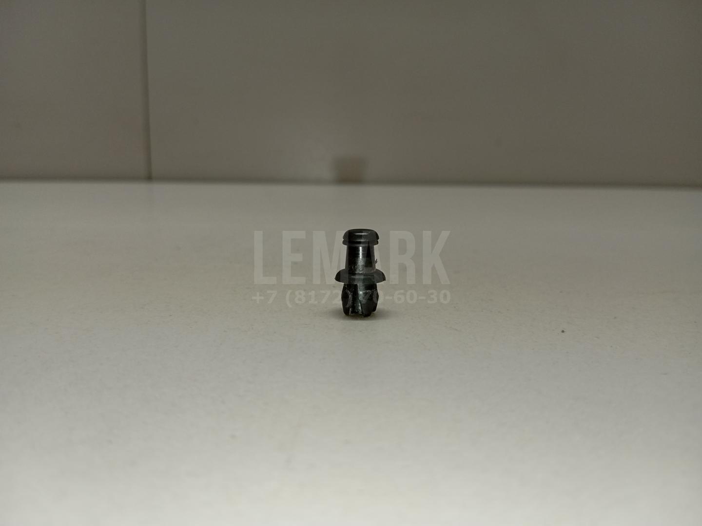 Крепеж 1M6867574A VAG