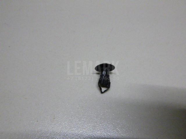Крепеж (клоп) 6686001W01 Nissan