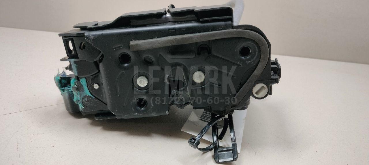 Замок двери задней левой 5TA839015K VAG
