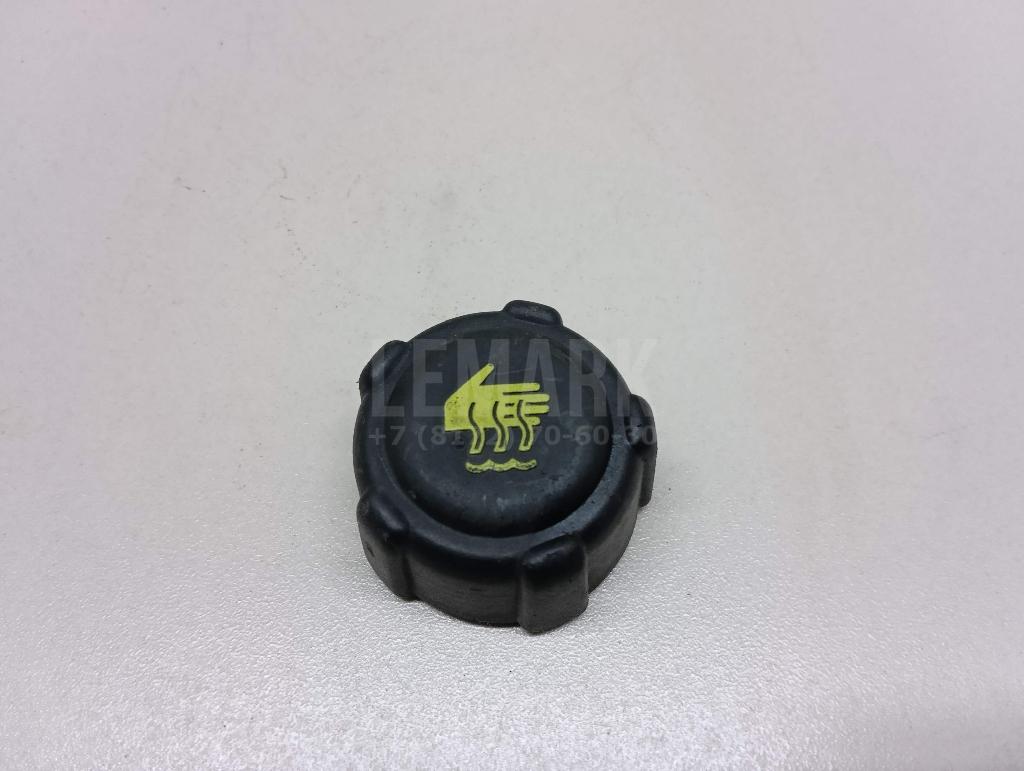 Крышка расширительного бачка 8200048024 Renault
