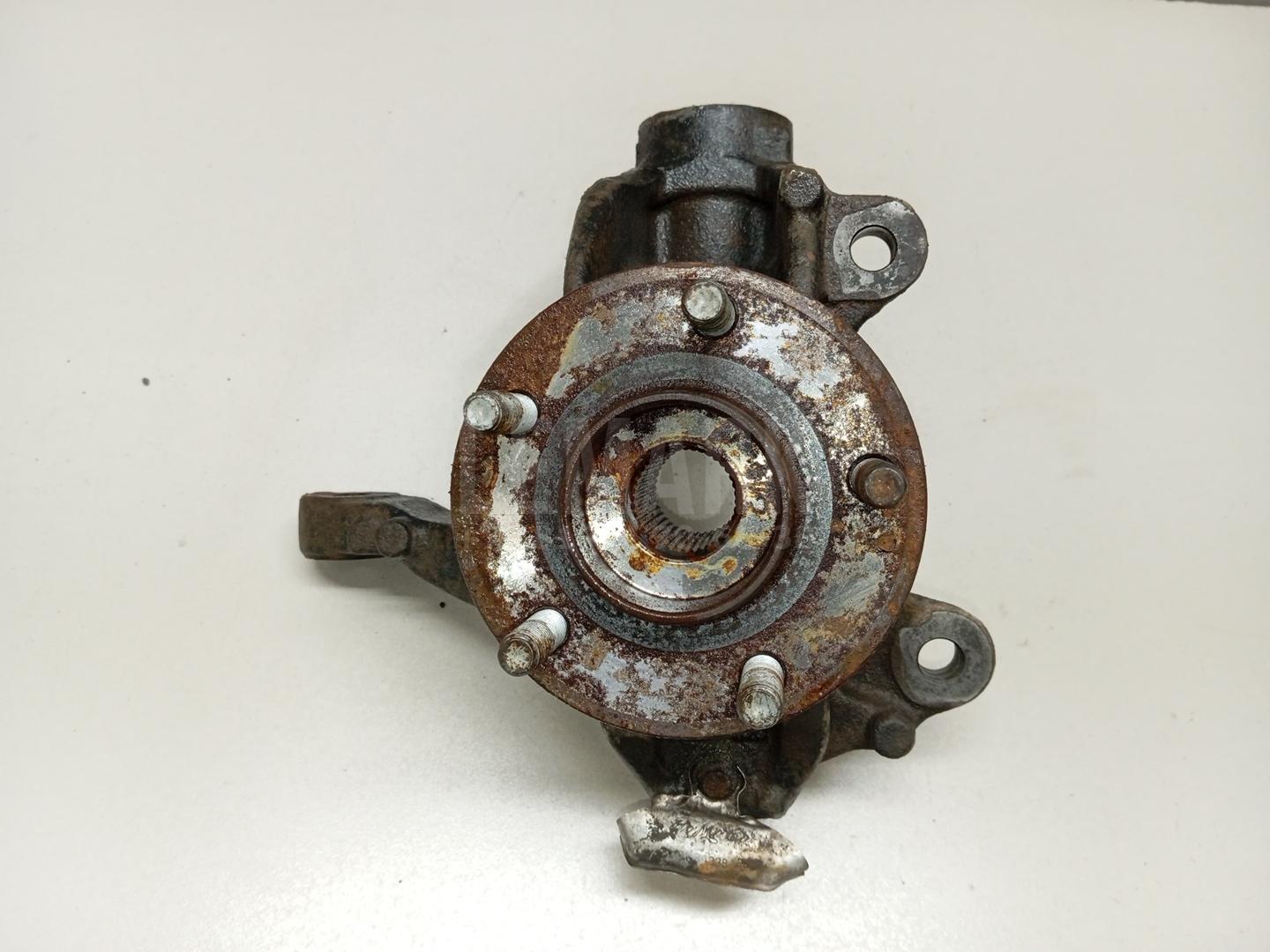 Кулак поворотный передний правый 1474288 Ford
