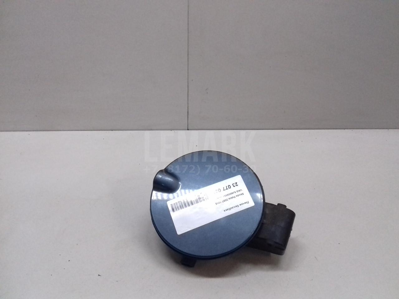 Лючок бензобака 5J9809857AGRU VAG