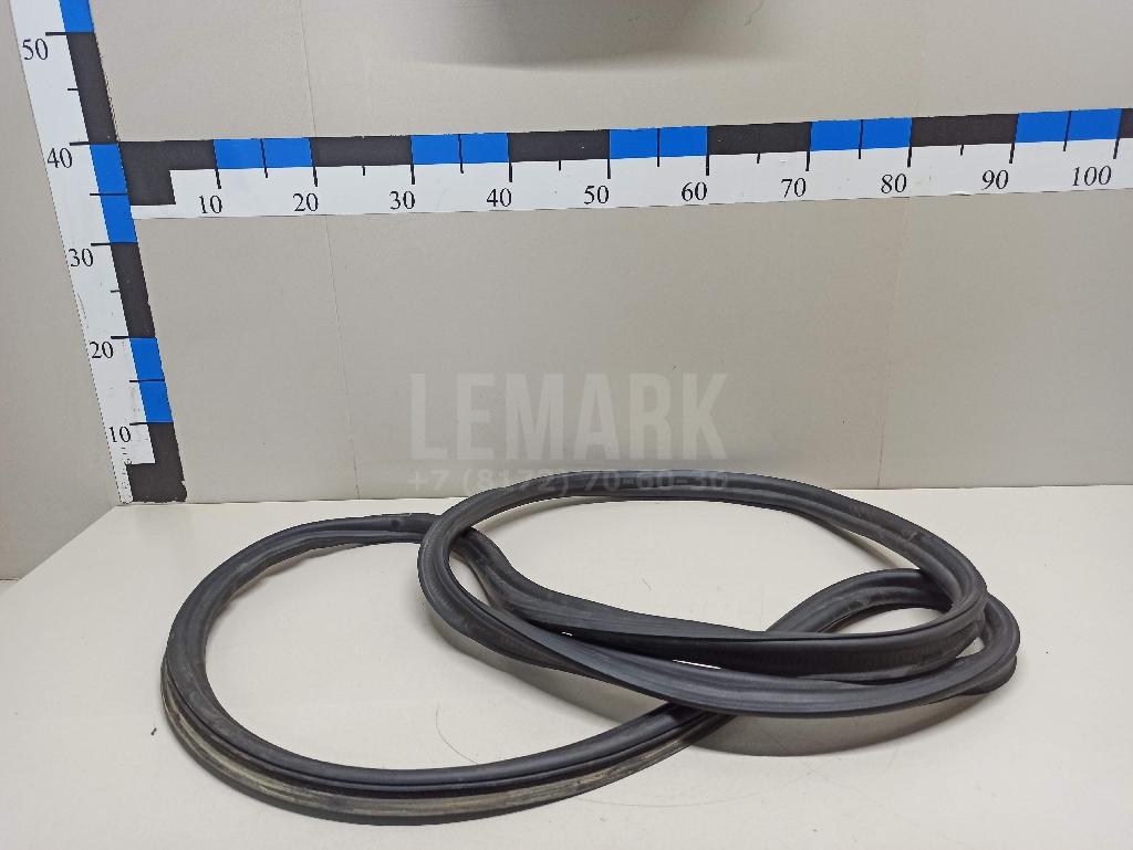 Уплотнитель багажника 6RU827705B VAG