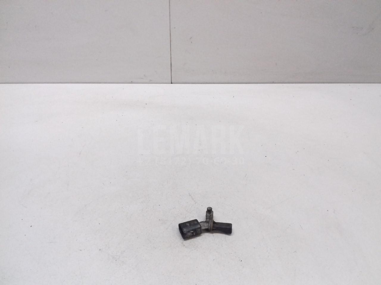 Датчик ABS задний левый 6Q0927807B VAG