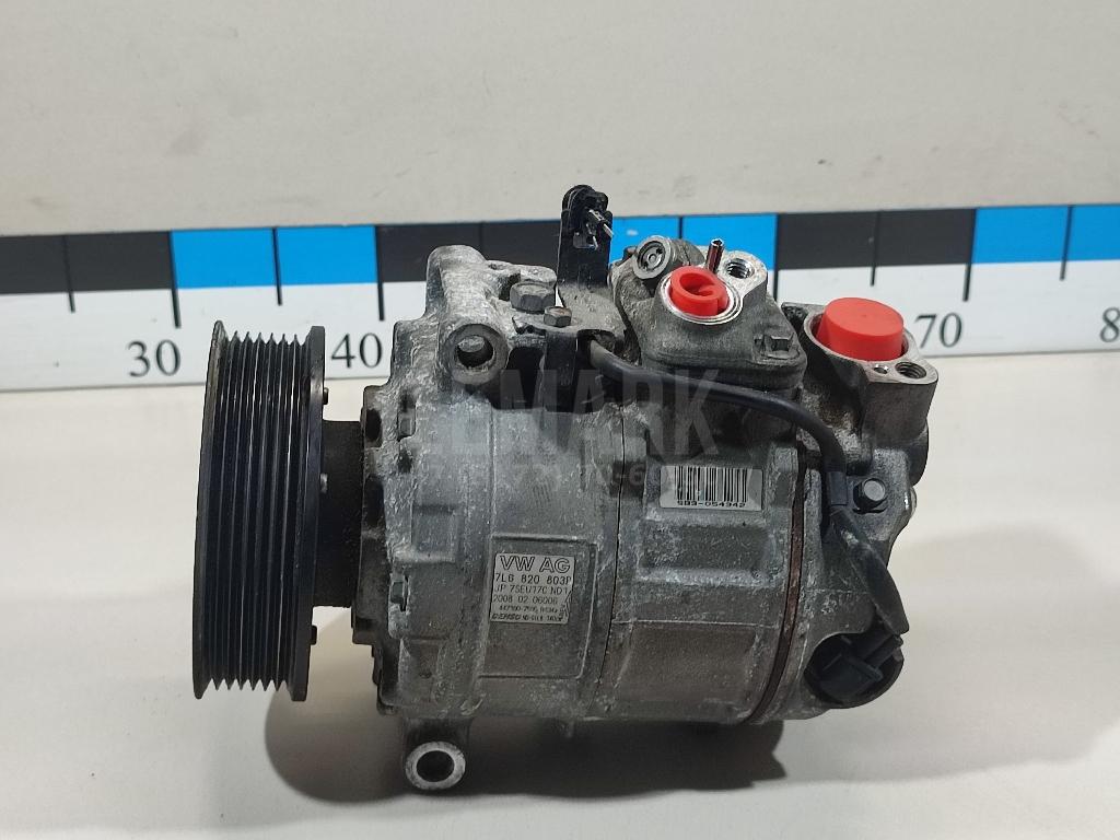 Компрессор кондиционера 7L6820803P VAG
