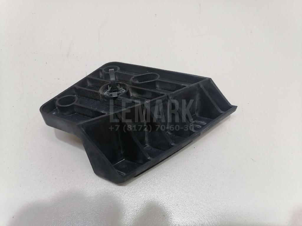 Кронштейн крепления фары 620454EA0A Nissan