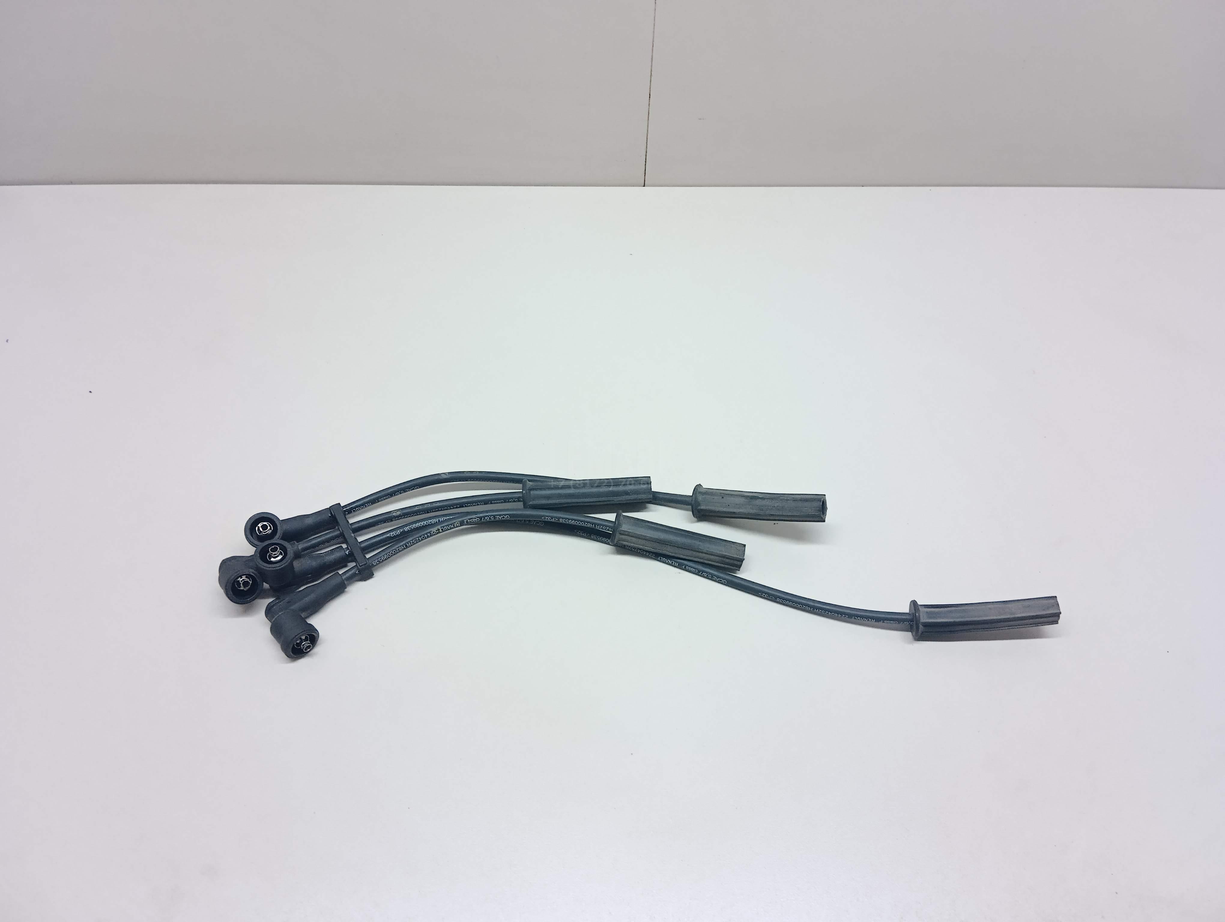 Провода высокого напряж. к-кт 224404252R Renault