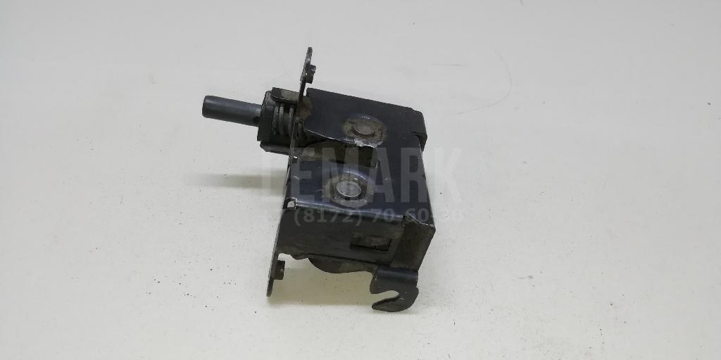 Замок капота для  Astra HD 8 2005-2011
