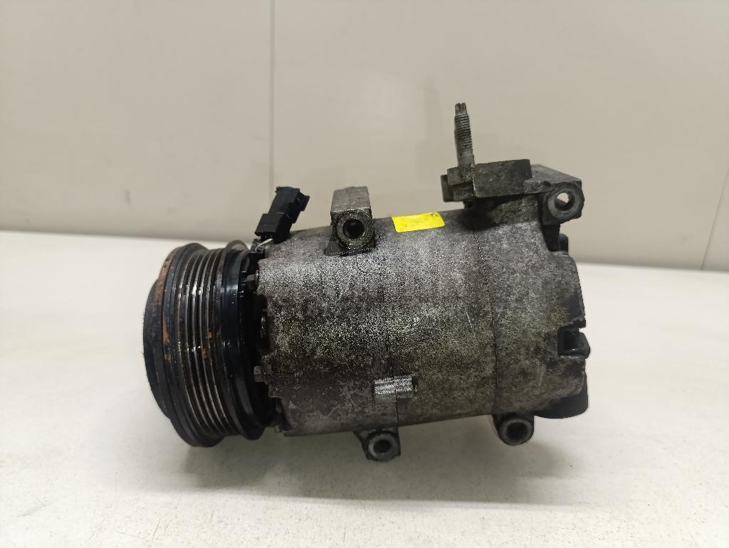 Компрессор кондиционера 2032816 Ford