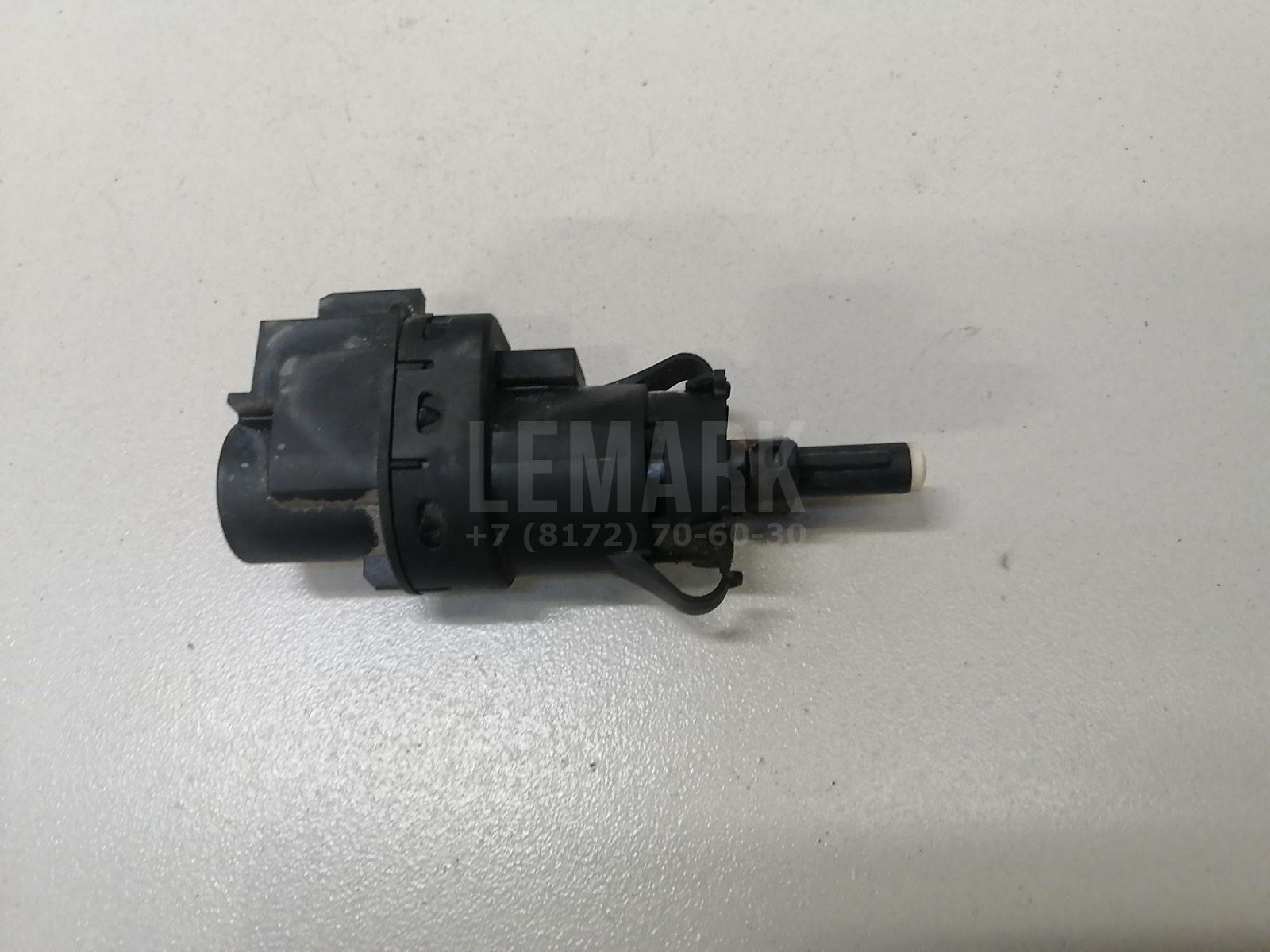 Датчик включения стопсигнала 4832217 Ford