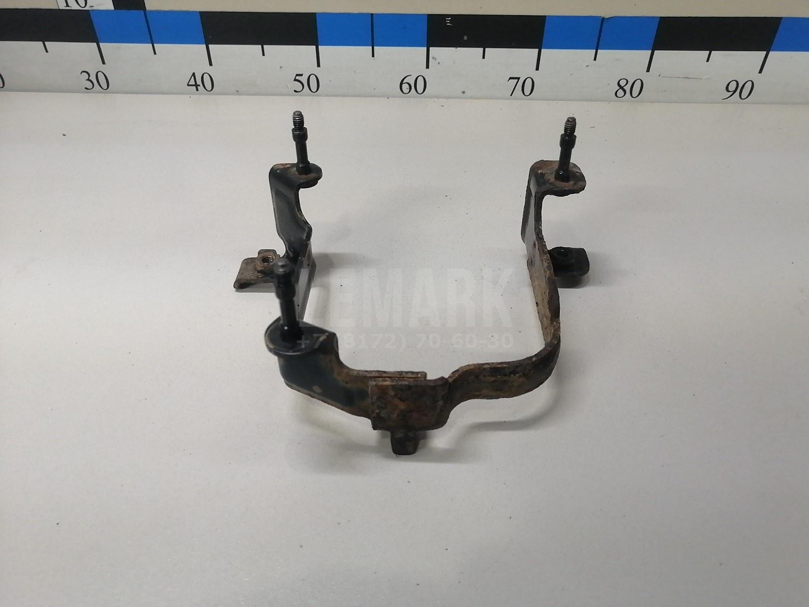 Кронштейн опорный 1699174 Ford