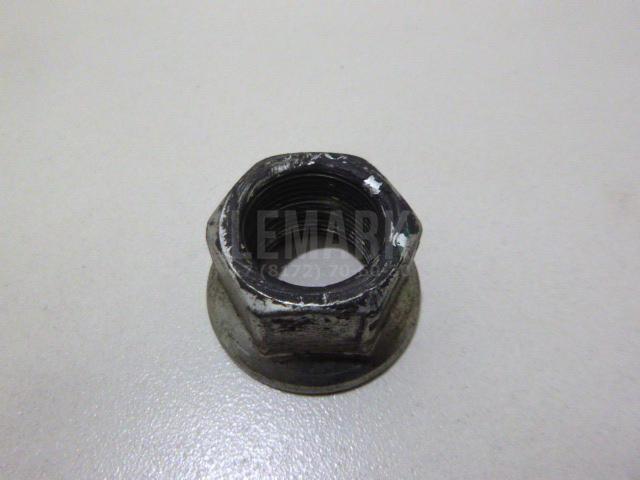 Гайка передней ступицы 402622Y000 Renault