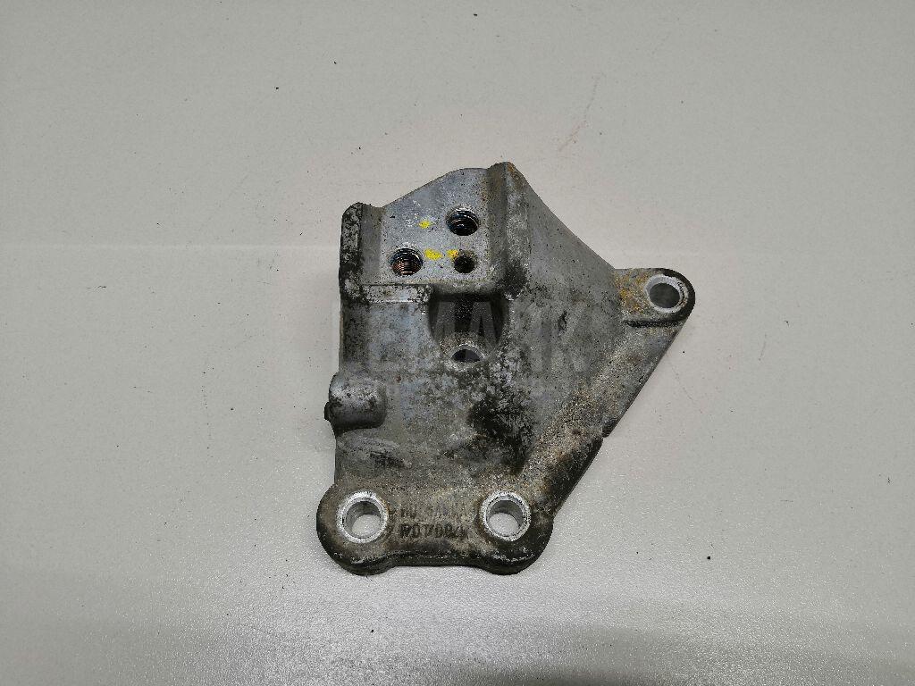 Кронштейн КПП 4521023010 Hyundai-Kia