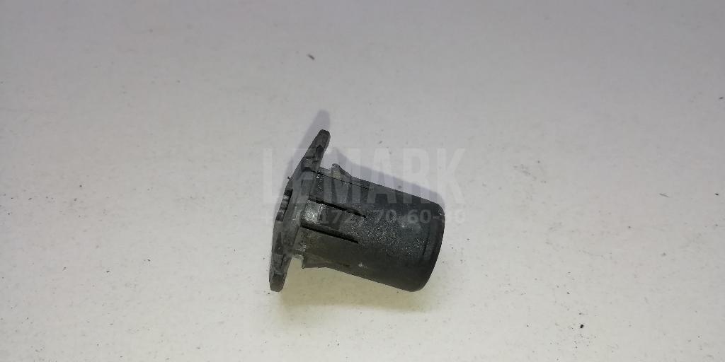 Кронштейн радиатора для  Audi A4 [B6] 2000-2004