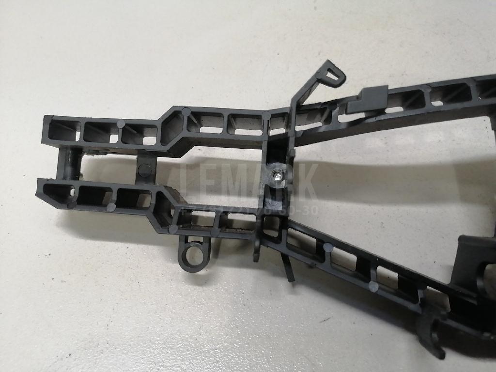 Кронштейн ручки для  BMW 5-serie E60/E61 2003-2009
